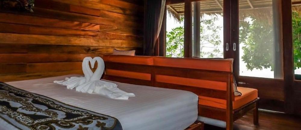Ten Moons Lipe Resort Eksteriør bilde