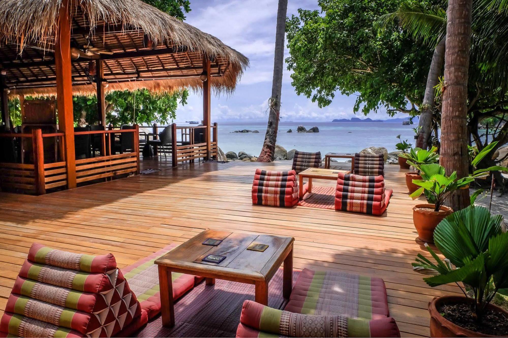 Ten Moons Lipe Resort Eksteriør bilde